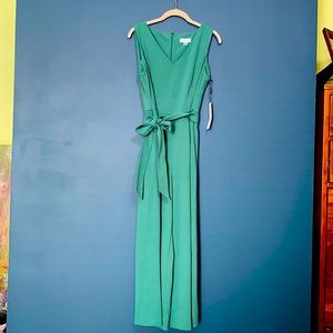 NWT Women’s Calvin Klein jumpsuit